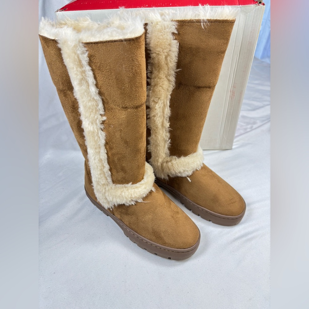 Style & Co Genuine Suede Boots –‎ Chestnut Tan size 6
NWB